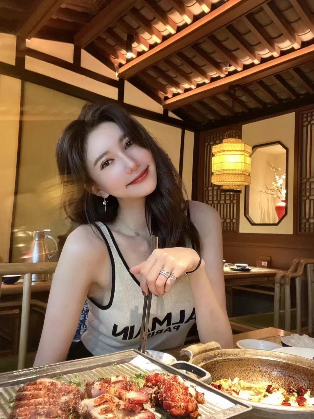 美妆兼职、姿势多、水多、非诚勿扰